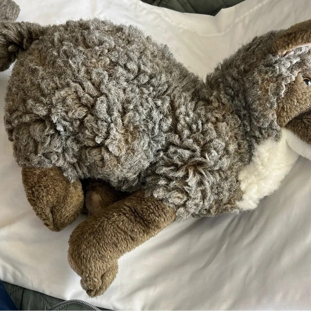 Folkmanis Coyote Full Body Puppet Gray Brown White Lifelike Plush 16" - Picture 8 of 10